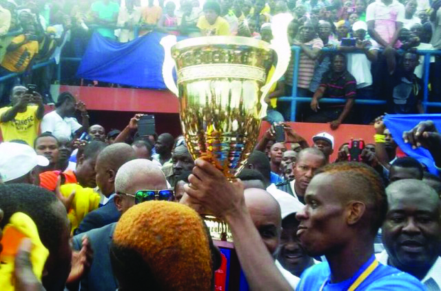 Un  Racing sur le toit du football haïtien