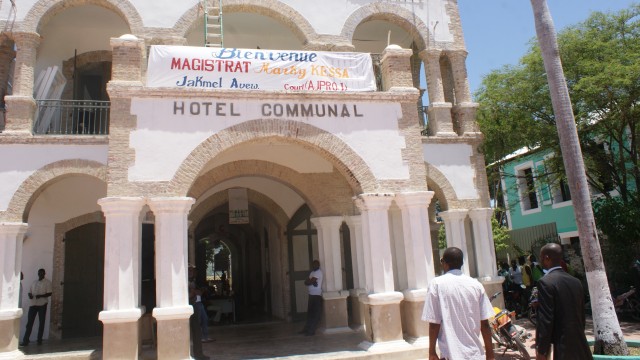 Entre gabegie ou détournement de fonds, les agents intérimaires de la mairie de Jacmel devraient s’expliquer…