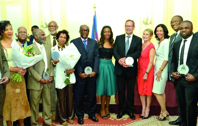 7 Franco-Haitian personalities recognized  by Embassy of Haiti in France
