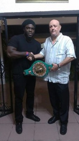Bermane Stiverne a visité Haïti  
