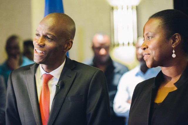 Jovenel Moïse aux portes du palais national