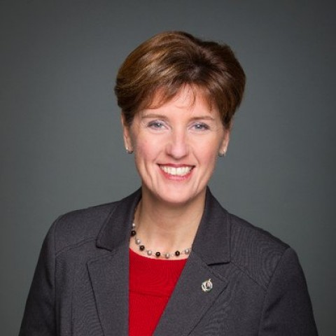 Une ministre canadienne en route pour Haïti