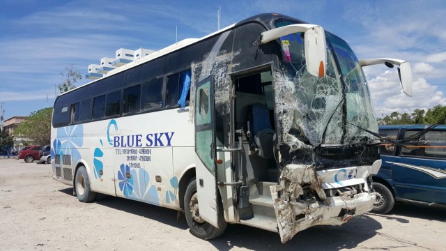 38 morts aux Gonaïves, un autobus décime trois bandes de rara 