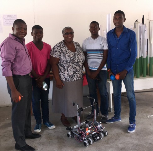 Une délégation haïtienne parmi les représentants de 164 pays à  un concours robotique à Washington 