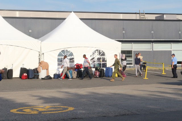 Canada : Les Haïtiens continuent d'affluer, la solidarité haïtienne s'organise