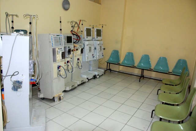 Le service de dialyse de l’HUEH va mal, les patients en font les frais