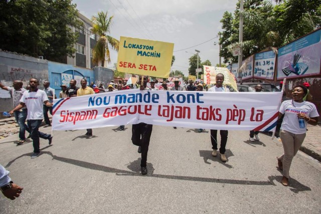 La société civile a marché contre la corruption