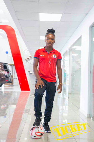 Melchie Daelle Dumornay, superstar à 15 ans 