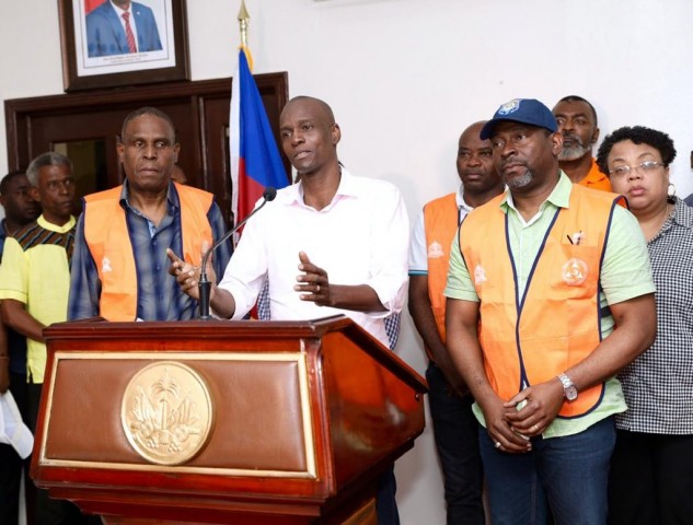 Jovenel Moïse visite les zones touchées par le séisme pour coordonner l’aide