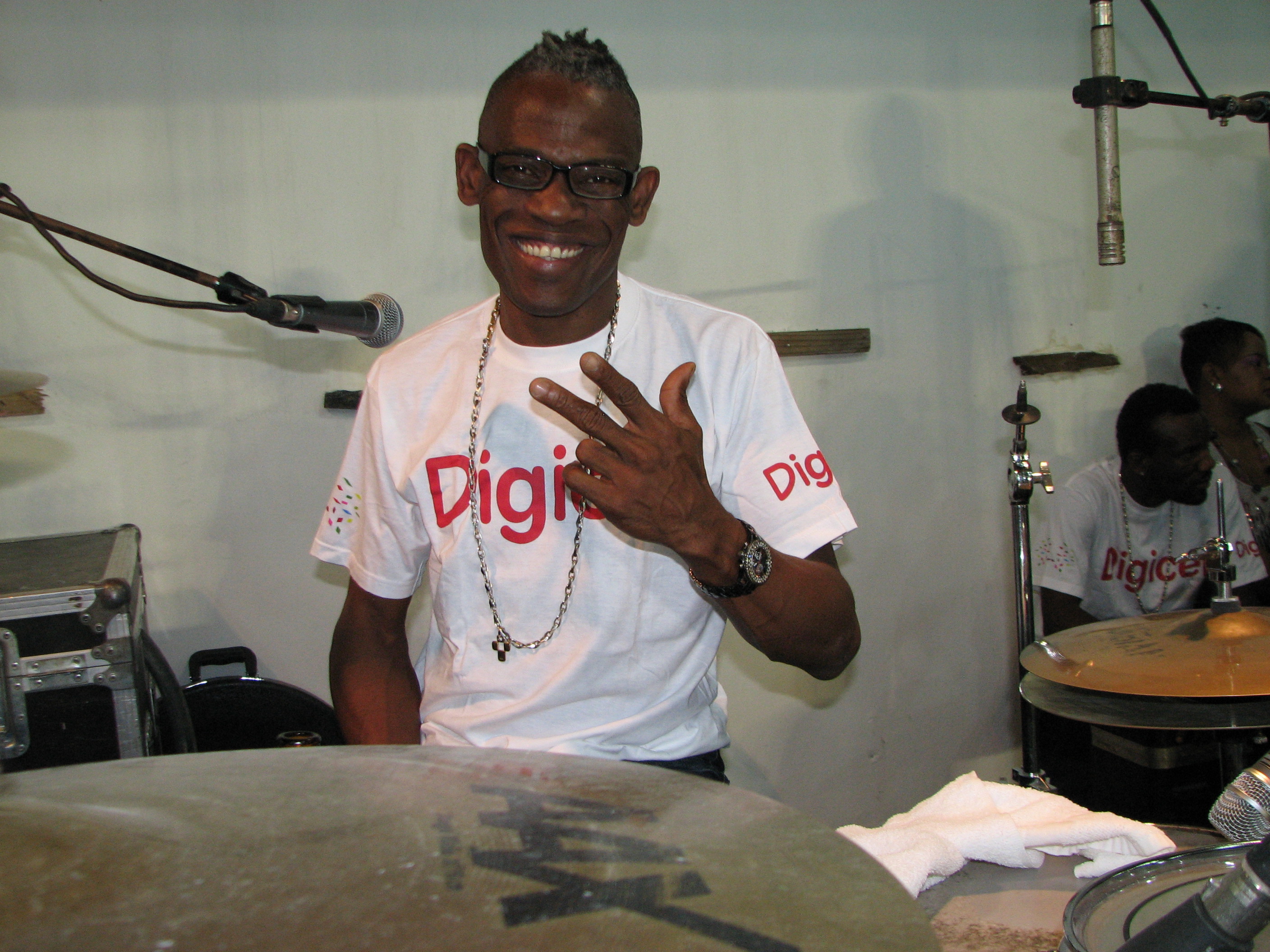 Rolls Lainé se déclare Papa Senbal La et seul actuel batteur de compas direct !