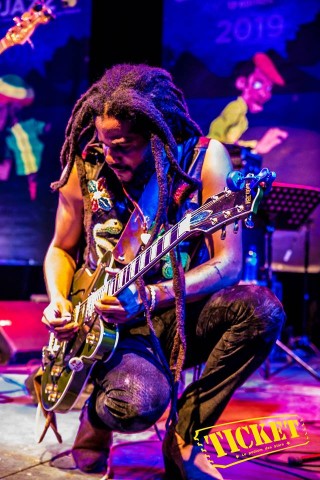 Pap Jazz 2019 : Paul Beaubrun survolte la scène Barbancourt à l’Uniq
