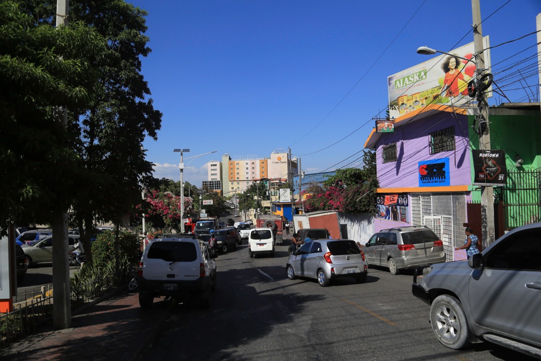 Timide reprise des activités à Port-au-Prince après 11 jours de paralysie