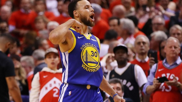 Les Warriors arrachent un match 6 aux Raptors de Toronto