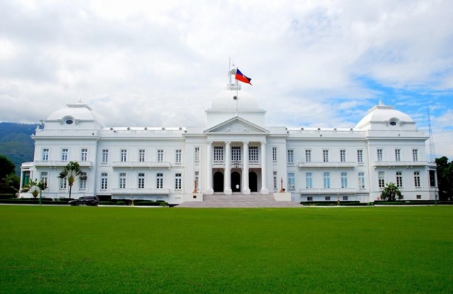 Le projet de reconstruction du palais national avance