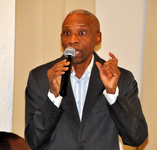 Cap-Haïtien: Kesner Pharel indique que ses propos ont été mal rapportés 