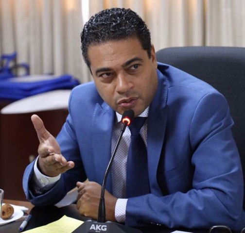 Le député Jerry Tardieu se dit favorable à la subvention des produits pétroliers