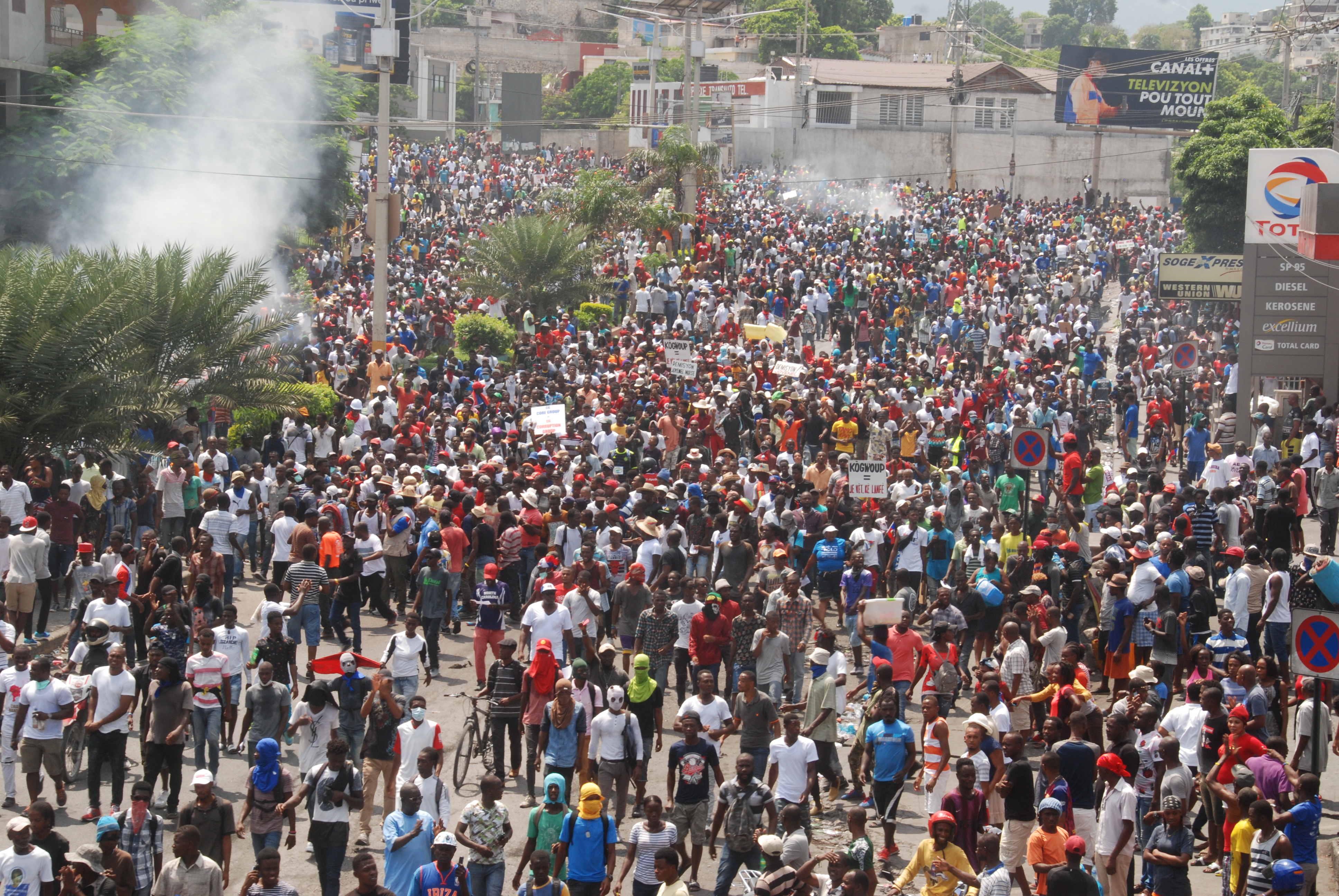 Une marée humaine à Port-au-Prince exige la démission de Jovenel Moïse
