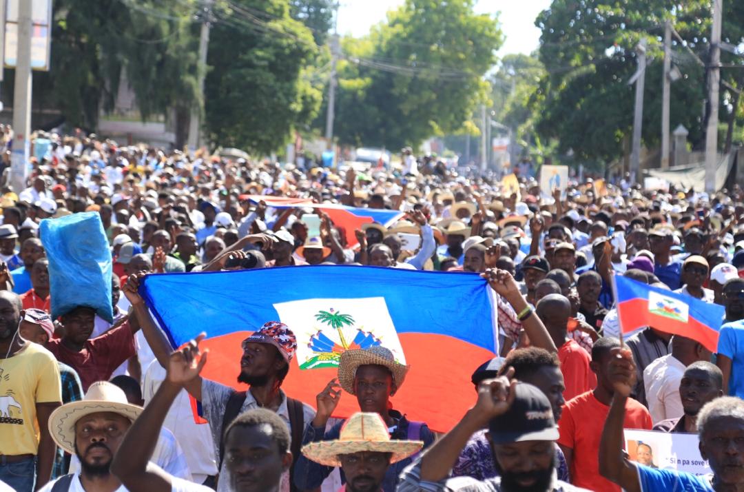 Des milliers de personnes dans les rues ce mardi à Port-au-Prince à l’appel de l’Eglise