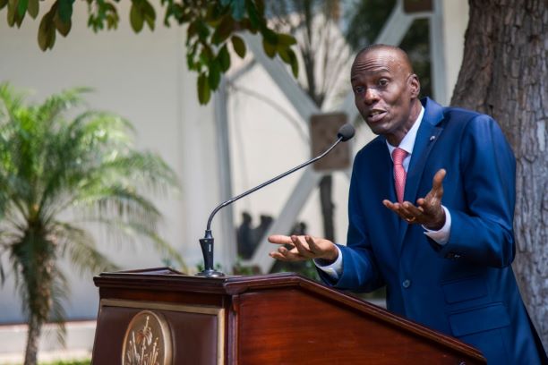 Jovenel Moïse tente de créer une synergie entre policiers, commissaires du gouvernement et délégués départementaux 