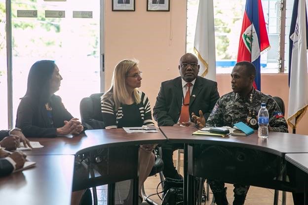 Les diplomates américains se bousculent à Port-au-Prince
