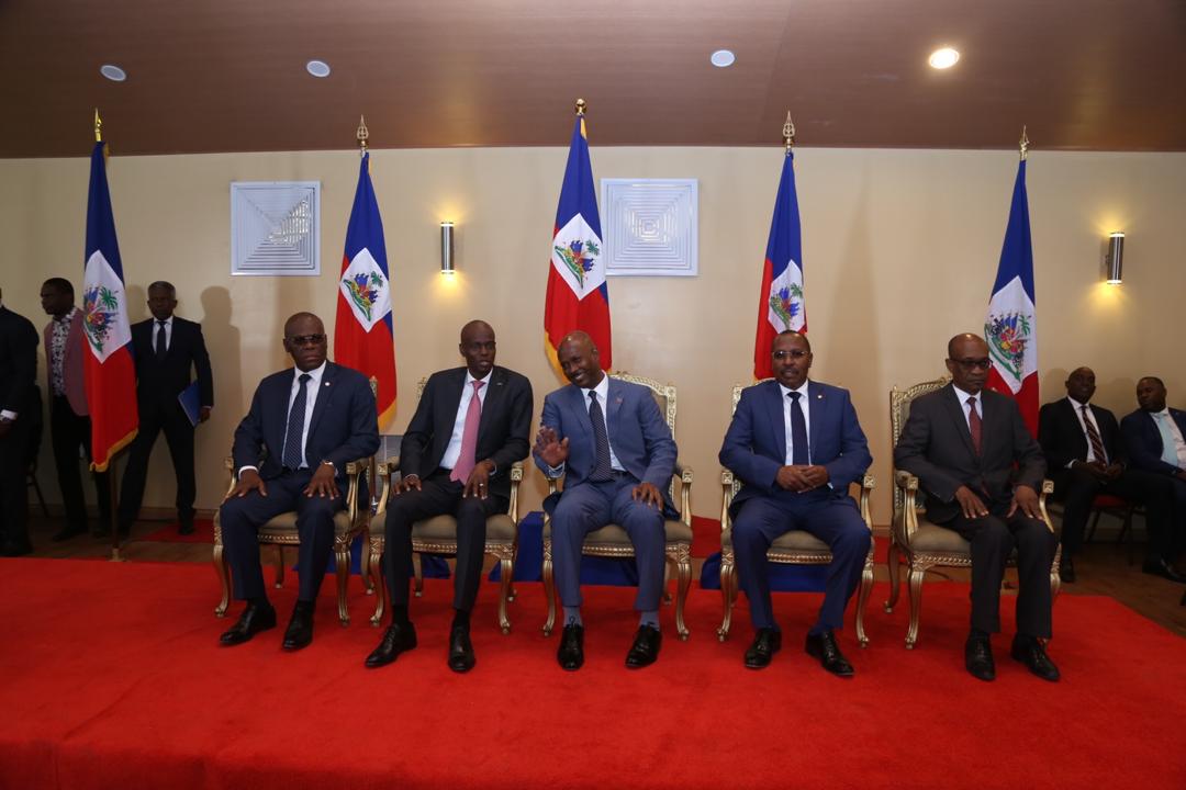 Le Premier ministre Joseph Jouthe et son gouvernement investis dans leurs fonctions