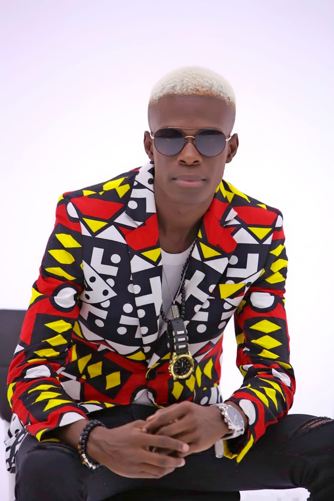 Roméomania, l’artiste d’origine haïtienne qui veut se reconnecter à ses racines