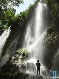 À Saut-d’Eau pour rendre gloire à Vyèj Mirak