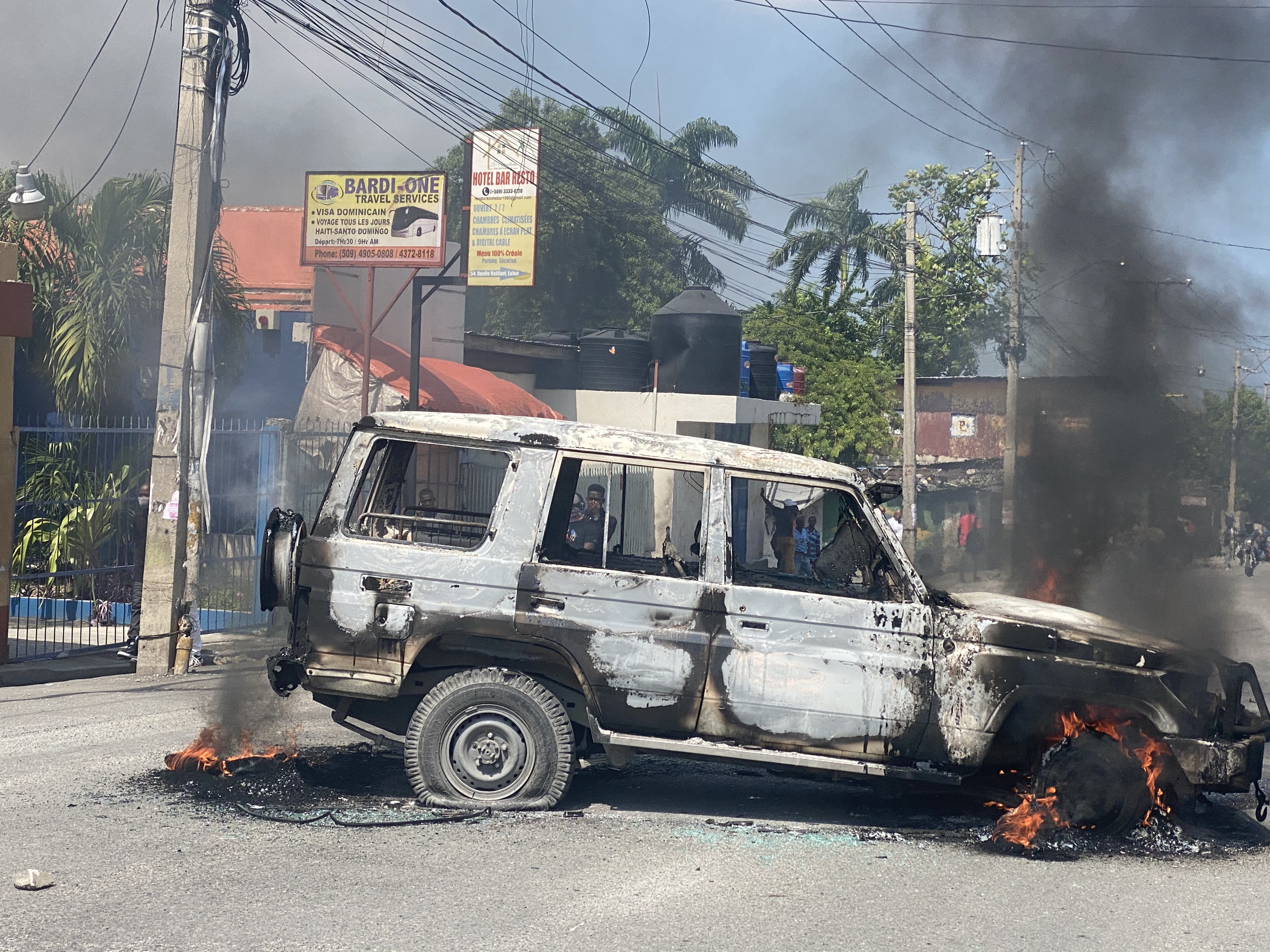 Tension à Port-au-Prince pour réclamer la libération des cinq policiers emprisonnés dans le cadre de l'enquête sur l'exécution du bâtonnier Monferrier Dorval