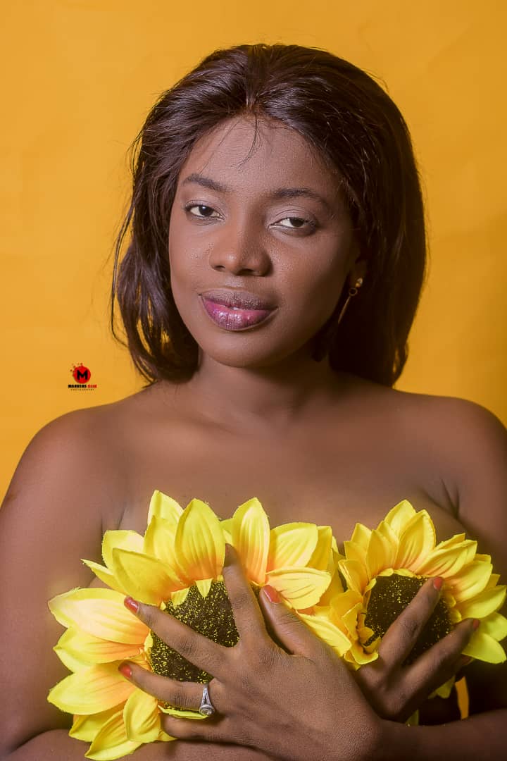Lhynn, une artiste qui veut chanter pour les consciences 