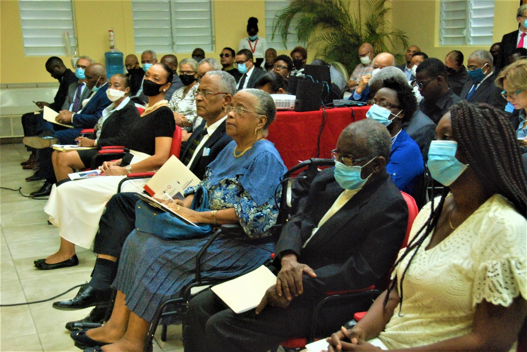 L’Université Quisqueya rend hommage au bâtonnier Monferrier Dorval
