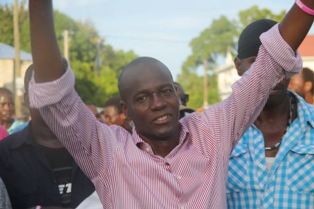 Michel Martelly apporte son soutien au président Moïse