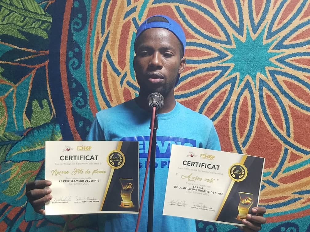 « Nervno Fils de Plume » sacré meilleur slameur haïtien de la décennie