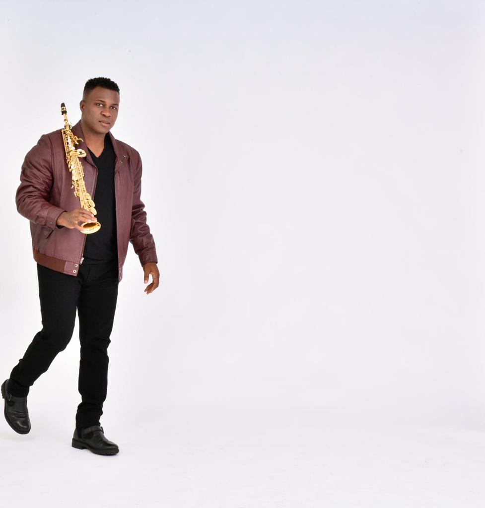 Le groove de Givens François dans «Wake up planèt »