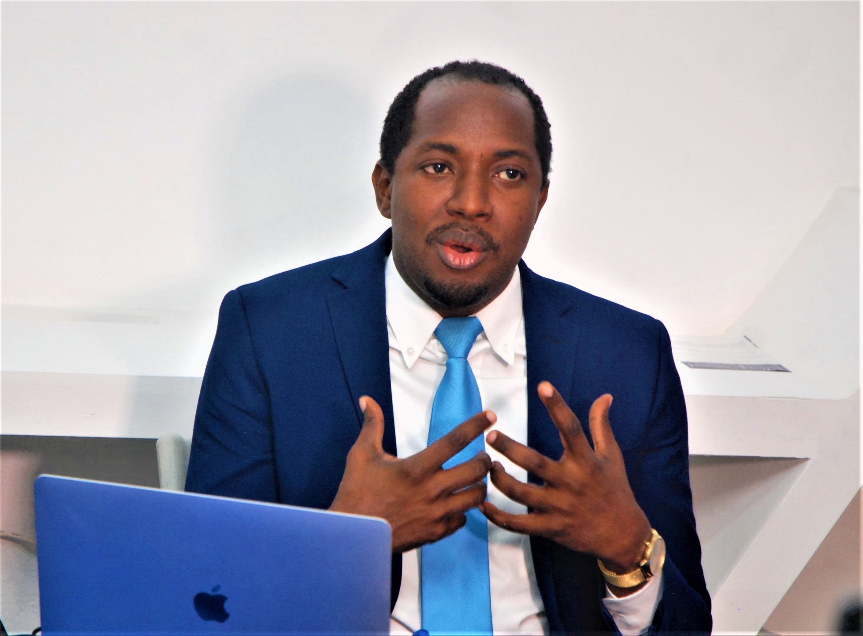 Etzer Emile plaide pour la mise en fonction du port du Sud et d'un aéroport international dans la région  