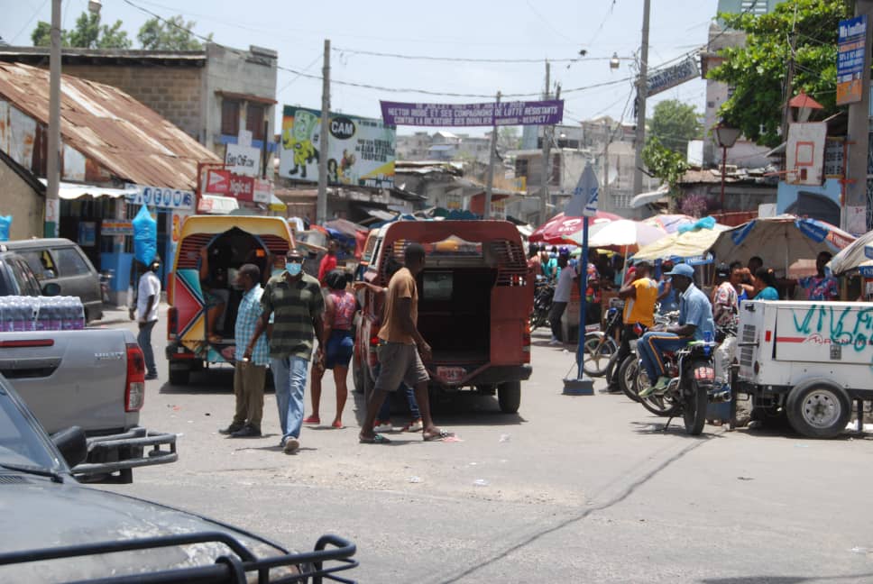 Reprise des activités à Port-au-Prince 72 heures après l'assassinat de Jovenel Moïse