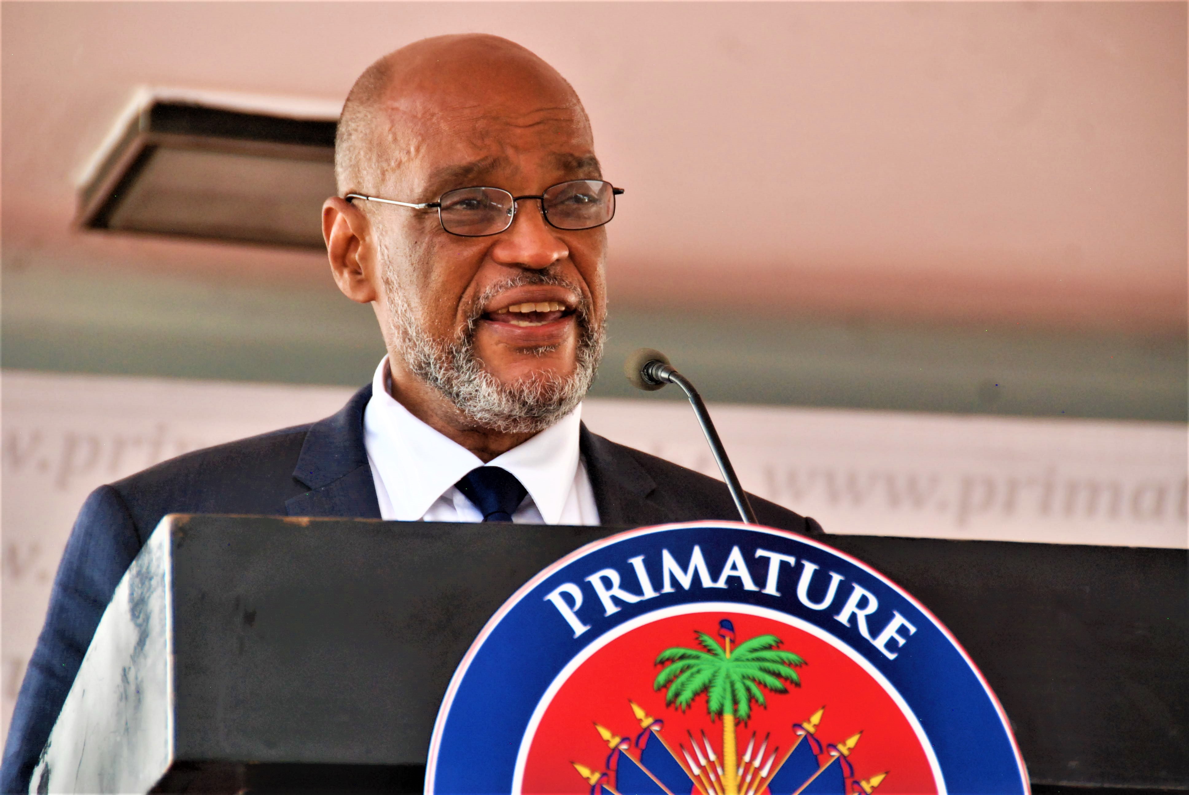 Le Premier ministre Ariel Henry et son gouvernement installés