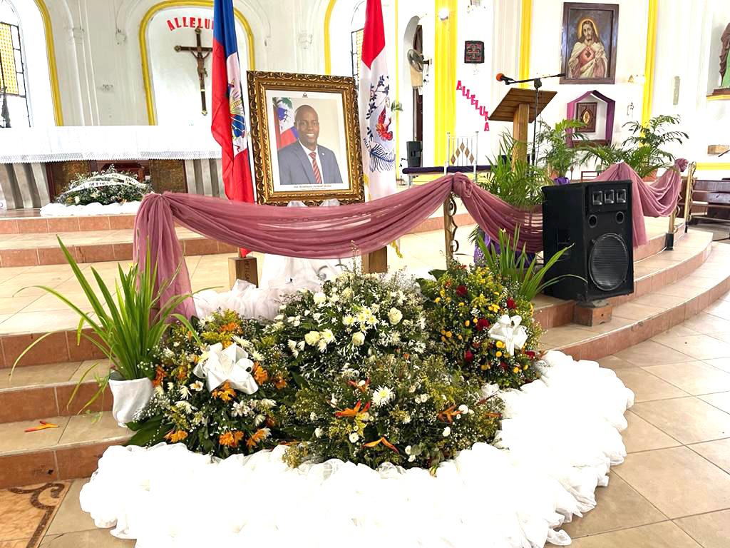Quand l’archevêque du Cap-Haïtien Launey Saturné célèbre la messe de requiem du président Jovenel Moïse