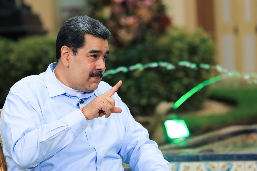 Présidentielle au Venezuela: sous pression, Maduro menace l'opposition
