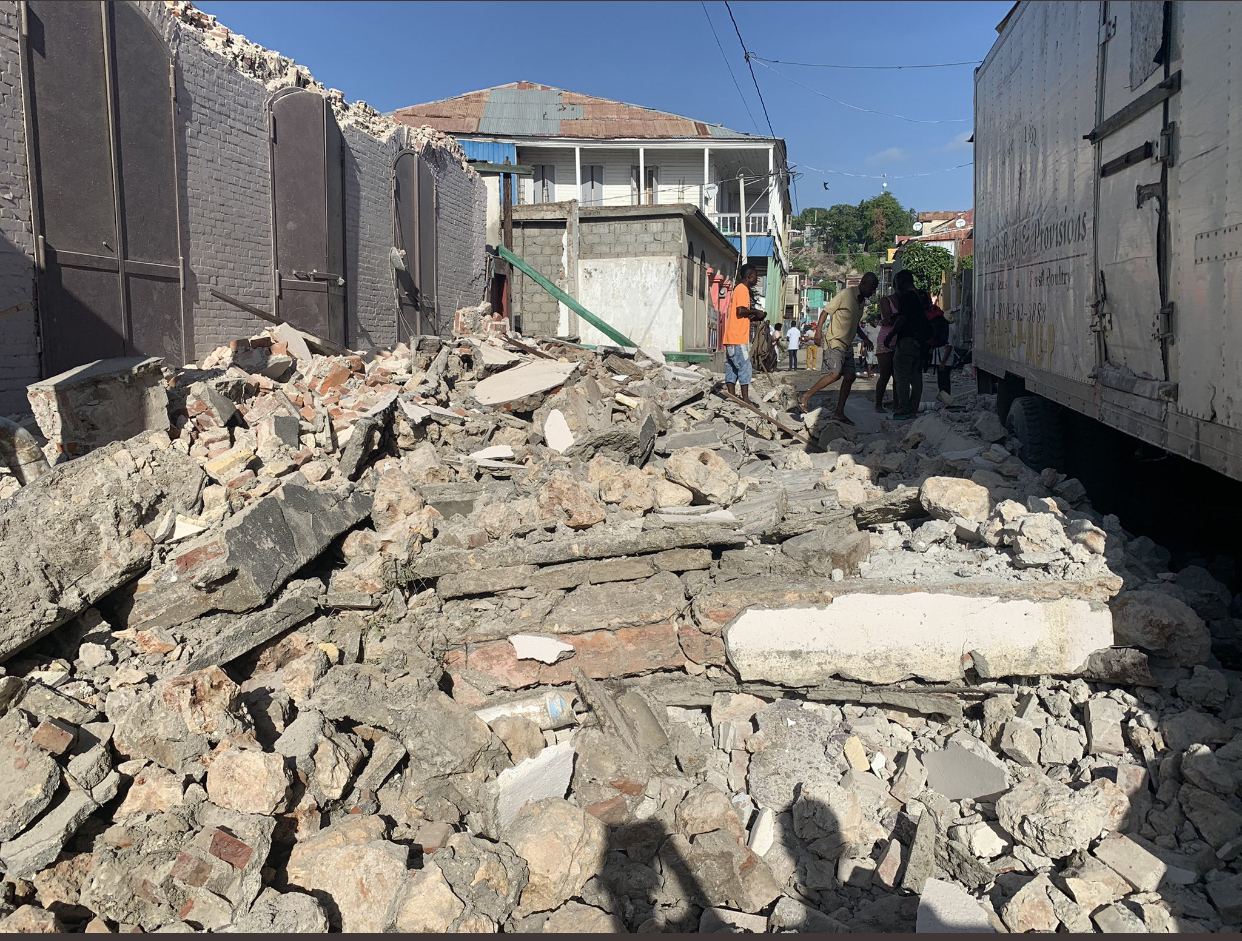 Un fort tremblement de terre de magnitude 7.2 frappe Haïti