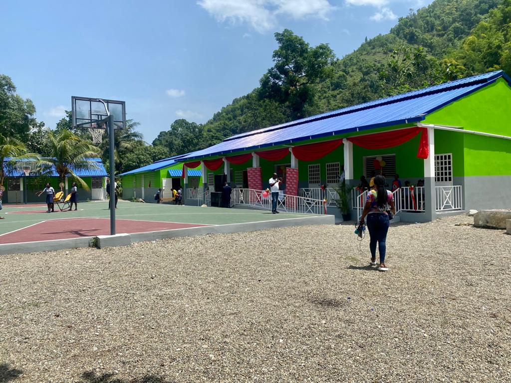 L’école nationale de Camp-Coq réhabilitée par la Fondation Digicel