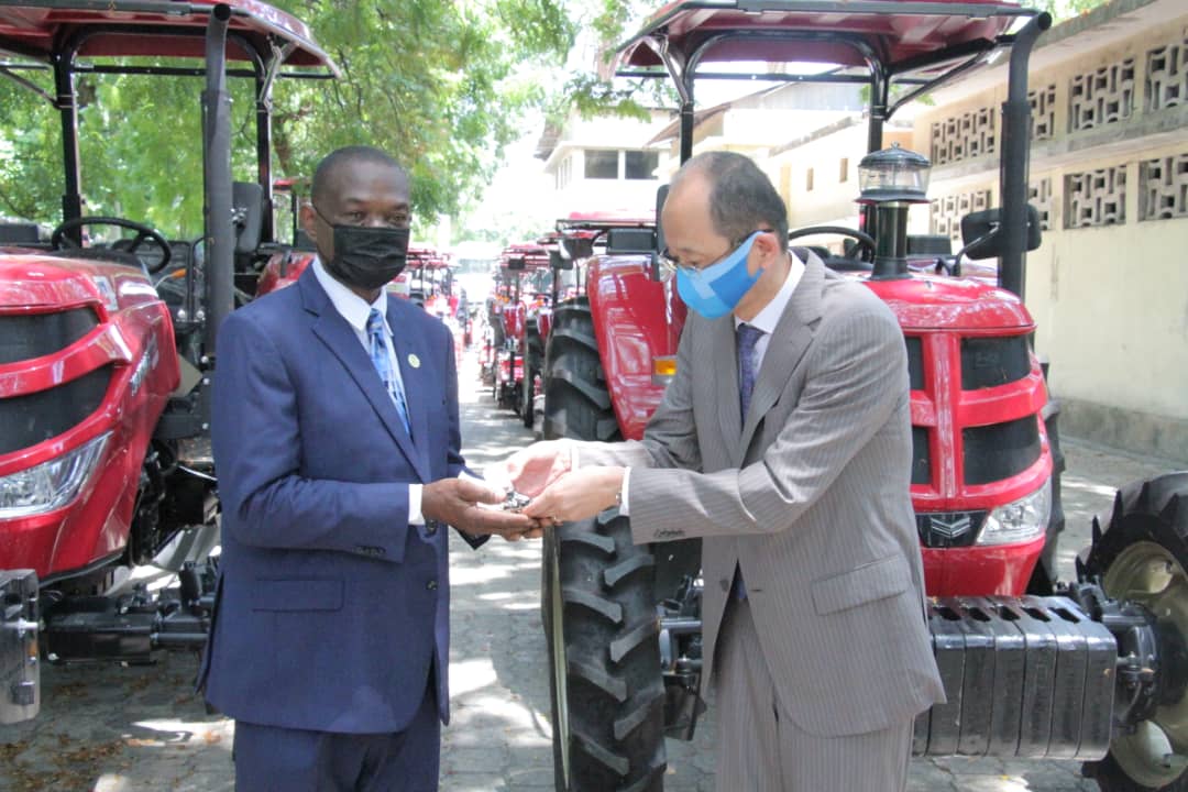 Le Japon remet du matériel au ministère de l’Agriculture
