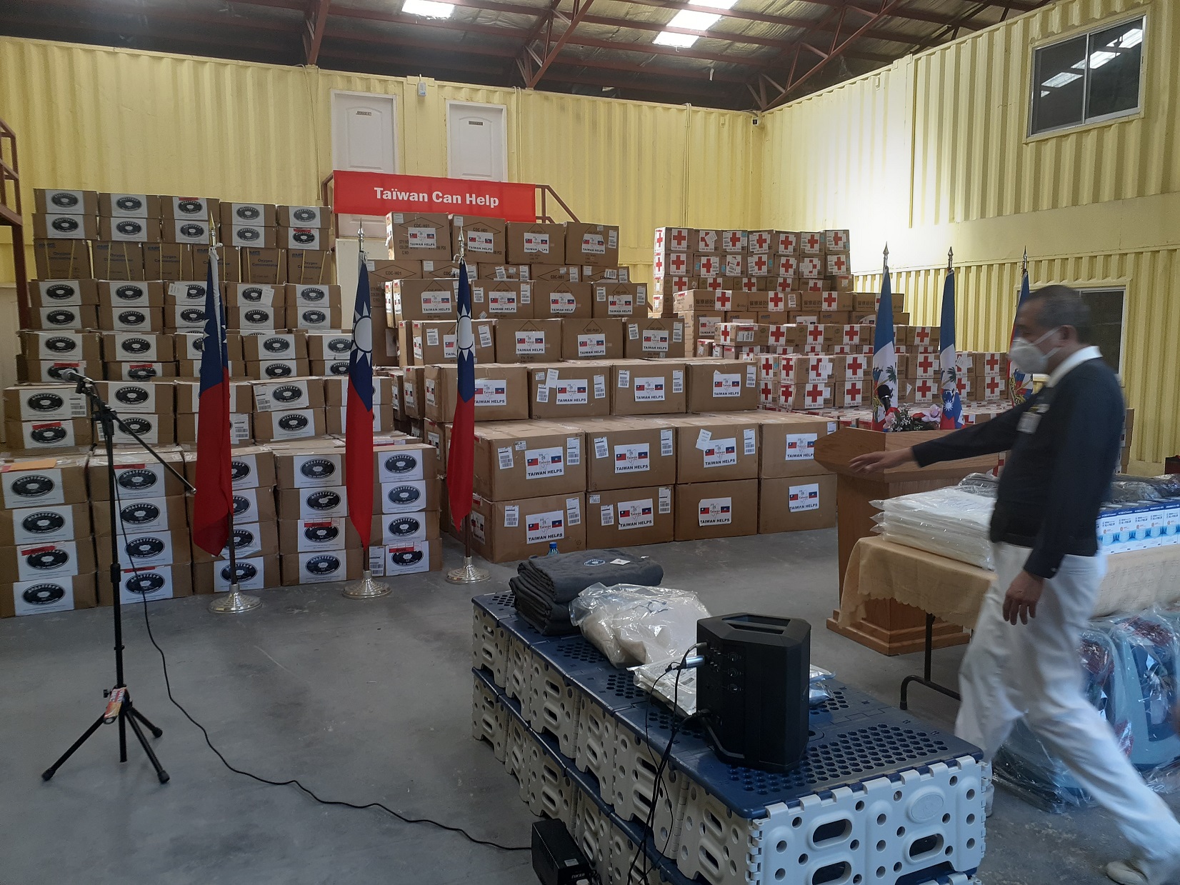 Don de 25 tonnes d’aide alimentaire au profit des victimes du séisme