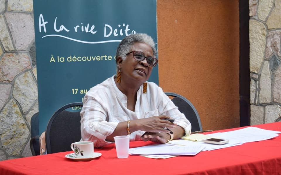 Rencontre avec la romancière Évelyne Trouillot