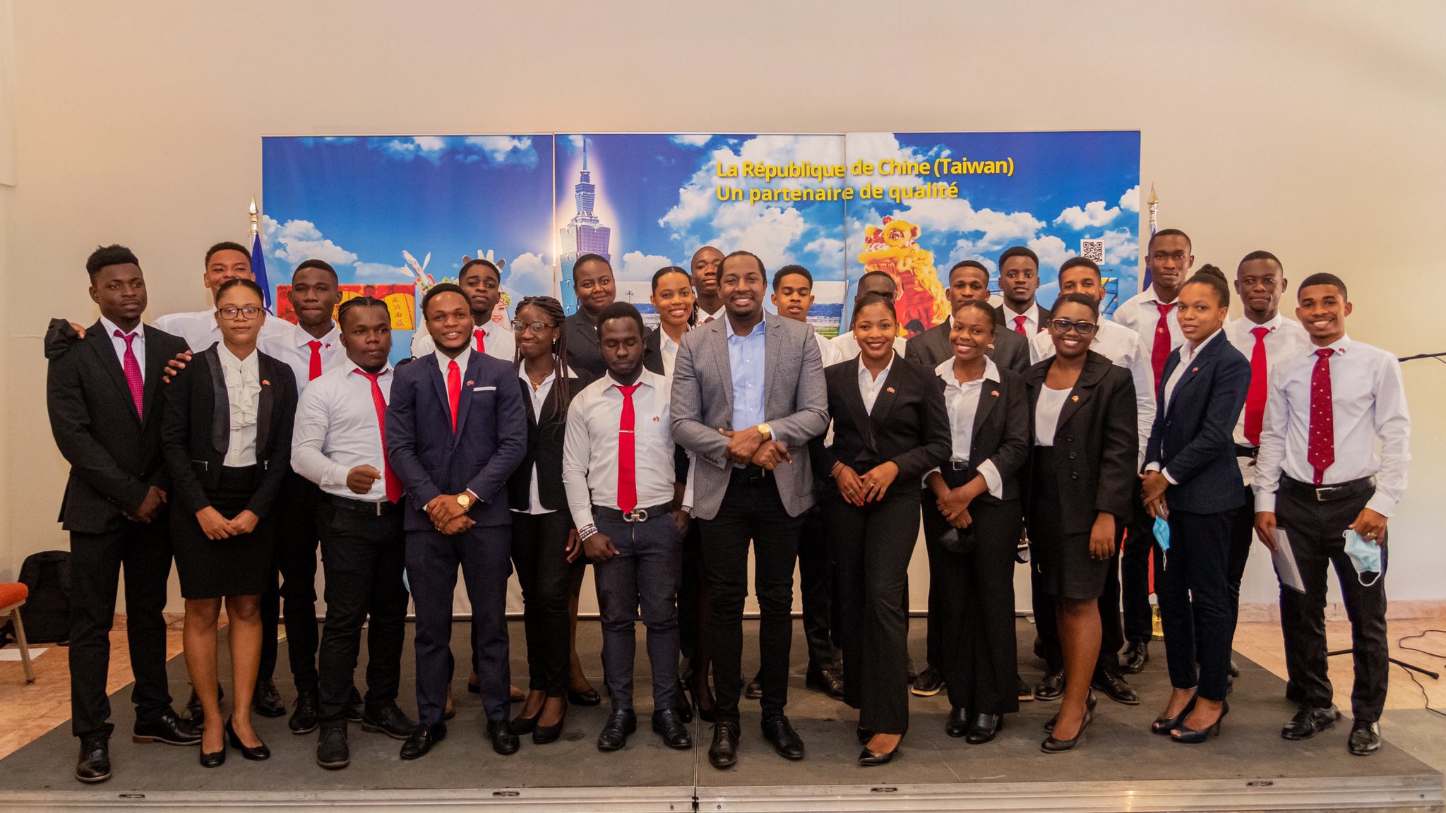 24 boursiers haïtiens ont quitté Haïti pour des études à Taïwan