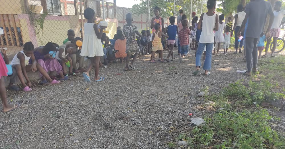 Rentrée des classes : et ceux dont les parents sont des déplacés de Martissant ?