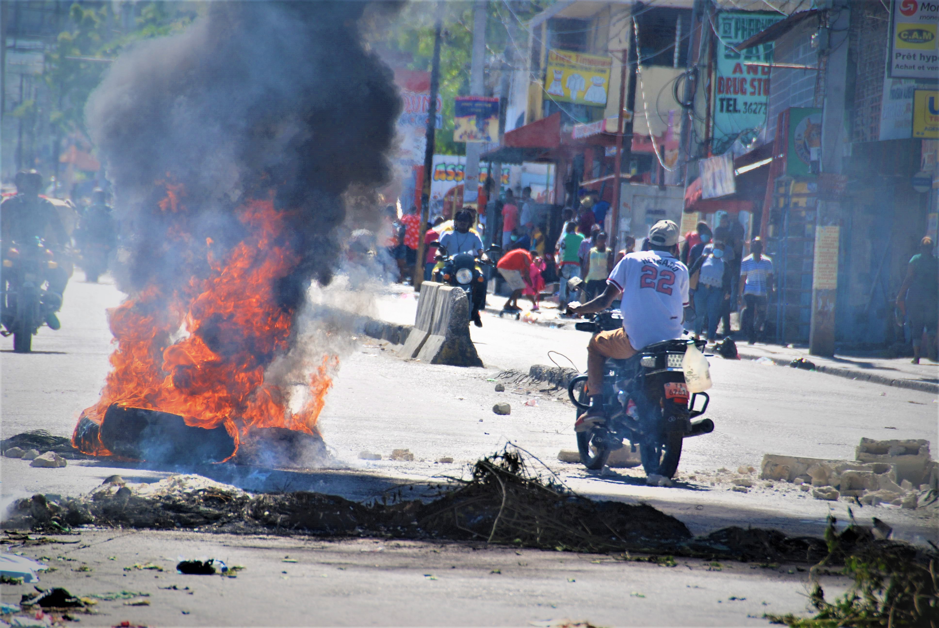 Grève des transports publics : un début de semaine complètement paralysé à Port-au-Prince et dans plusieurs villes de province