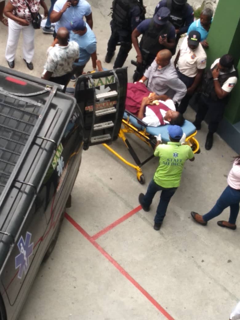 Attaque à main armée au Collège Saint-Louis de Bourdon :  quatre blessés  