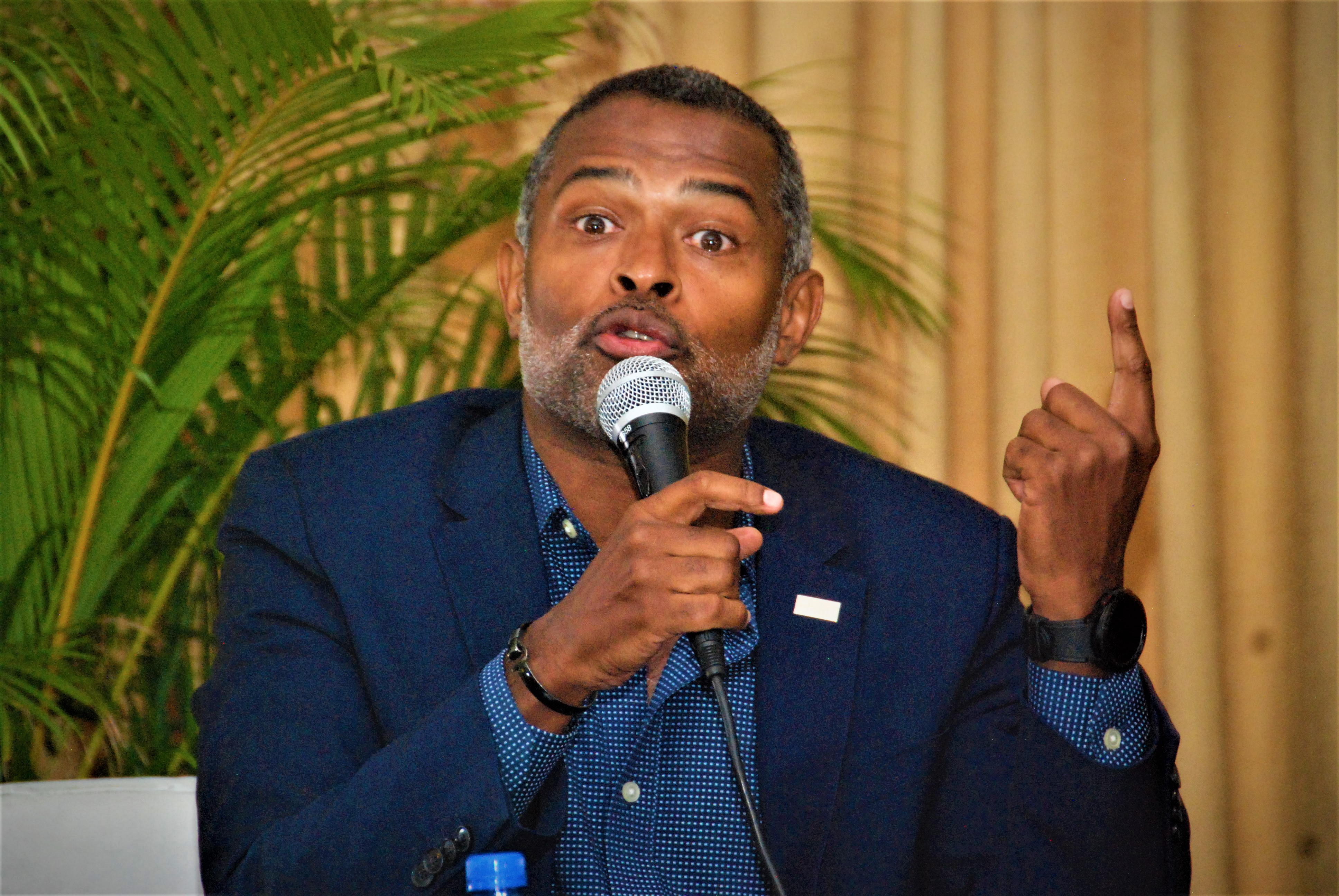 Robert Paret Junior : Profin engage 100 millions de dollars dans des entreprises