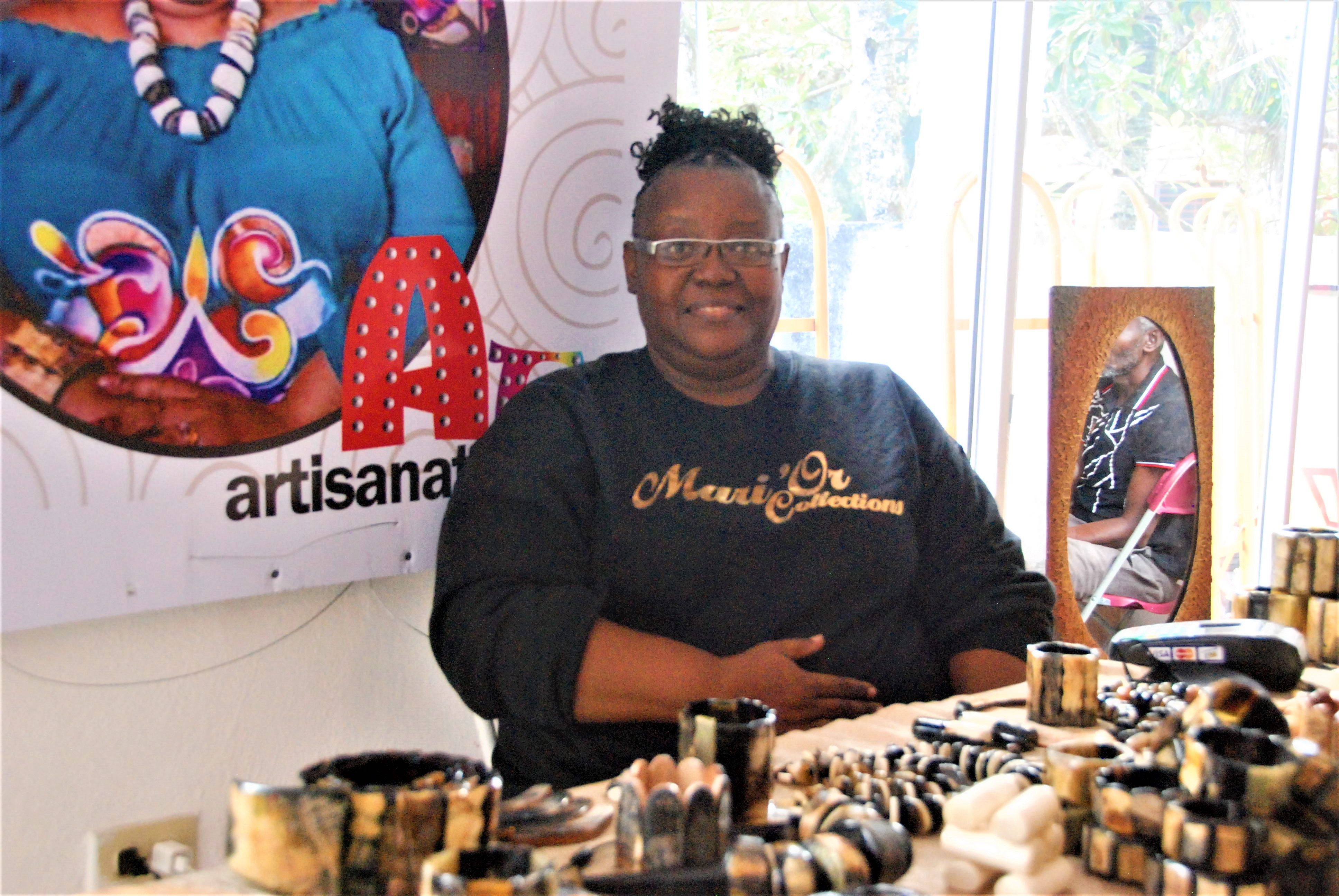 Cinq artisans comme les cinq doigts de la main