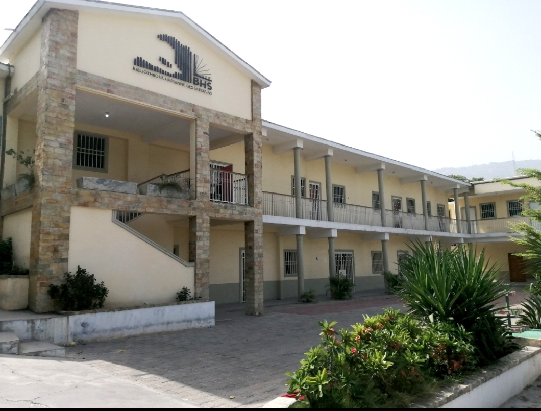 La Bibliothèque haïtienne des spiritains numérise son fonds documentaire